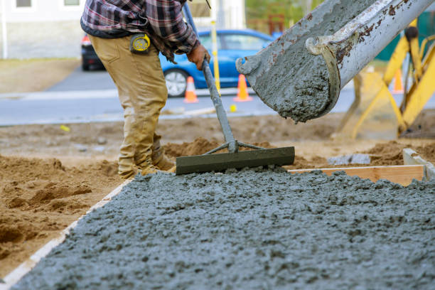 Best Driveway Concrete Repair  in Gulf Hills, MS